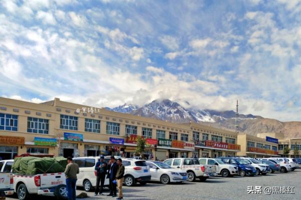 新疆遊記 | 塔什庫爾幹:空曠的縣城、珍貴的特產,和有關鷹的風景 新疆遊記 | 塔什庫爾幹:空曠的縣城、珍貴的特產,和有關鷹的風景