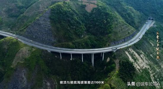 中國第一死亡公路，海拔落差1010米，十年來毀車千輛