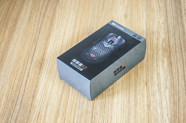 桌面上的武直&mdash;&mdash;5800X&plus;索泰3080天啟&plus;TT阿帕奇MINI機箱裝機