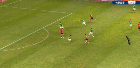 中超-亞泰1-1深足落後泰山7分 儒尼奧爾破門後傷退金特羅貼地斬 中超-亞泰1-1深足落後泰山7分 儒尼奧爾破門後傷退金特羅貼地斬