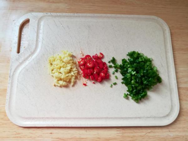 冬天最該吃芋頭，簡單一蒸，營養好吃又解饞，比吃牛羊肉強