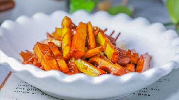 明天立春，老傳統要&OpenCurlyDoubleQuote;咬春&rdquo;，6樣&OpenCurlyDoubleQuote;春菜&rdquo;別忘記嚐鮮，迎春納福