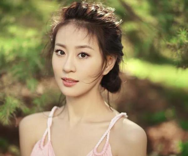 王樂君，著名演員，文靜淑女形象