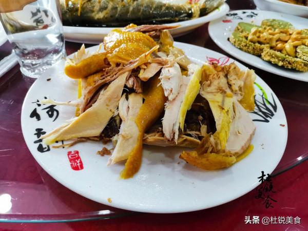 600一桌的農村大席,曬朋友圈火了,網友:這麼實惠,1千也值 600一桌的農村大席,曬朋友圈火了,網友:這麼實惠,1千也值