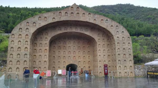 北京一神秘洞穴奇觀,怪石嶙峋四季16度,距市區不遠公交直達 北京一神秘洞穴奇觀,怪石嶙峋四季16度,距市區不遠公交直達