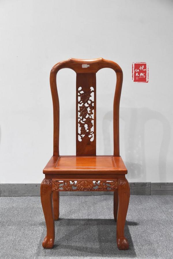 緬甸花梨雕葡萄長方形餐桌