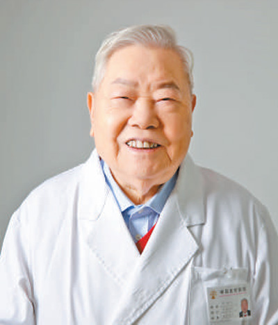 年過九旬仍然出診在臨床一線，許潤三&mdash;&mdash;師古不泥古 創新不停步（走近國醫大師㊳）