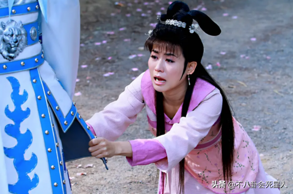 10部造型辣眼的古裝劇,看過三部你就要“洗眼睛”了 10部造型辣眼的古裝劇,看過三部你就要“洗眼睛”了