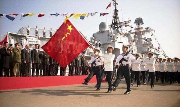 海軍最冒險的嘗試，052C一次下6艘訂單，還做了研製失敗的準備