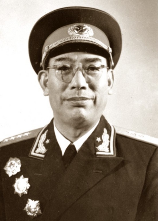 1932年,班長王世泰直升團長,後任兵團政委,為何晚年無緣上將軍銜 1932年,班長王世泰直升團長,後任兵團政委,為何晚年無緣上將軍銜