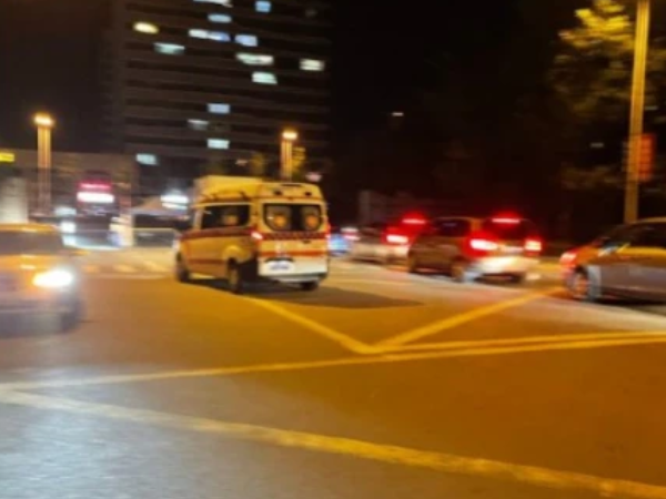 高以翔之後,又一位男星因參與綜藝的錄製,被救護車拉走 高以翔之後,又一位男星因參與綜藝的錄製,被救護車拉走