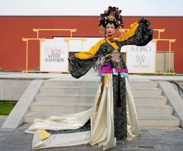 北京時裝週拉開帷幕