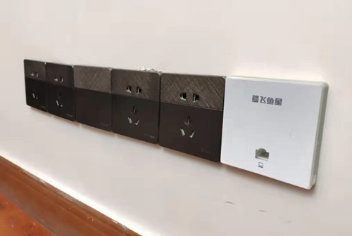 別墅WiFi全覆蓋，飛魚星千兆組網面板AP套裝評測