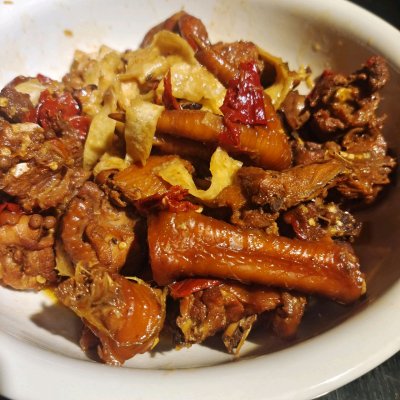 回味無窮的香到舔手指的雞肉泡餅來拯救你的胃