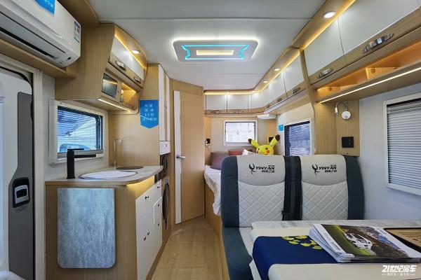 12V+48V雙電源系統!大空間配置全面,升級銀燕C05平頭房車 12V+48V雙電源系統!大空間配置全面,升級銀燕C05平頭房車