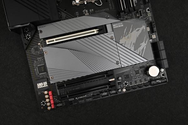 屠榜和大小狗，還有想知道什麼？十二代酷睿新平臺首發