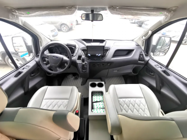 打工人也想玩房車？匠心房車斜升頂新全順：沒問題