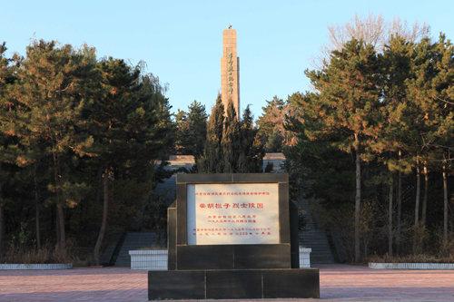 1947年土匪殘殺我軍5名高幹，毛主席悲憤不已，下令槍斃警衛連長