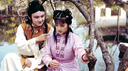 紅樓夢：賈母不是狠心的狼外婆！她至少給林黛玉預留了三個後招