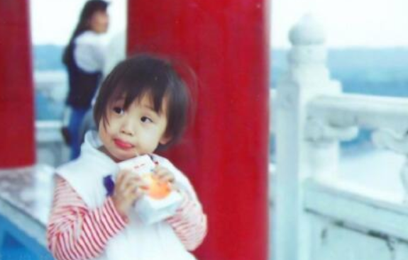 看似幸福，其實是父母搖錢樹，這6位明星，有人離世有人斷絕關係