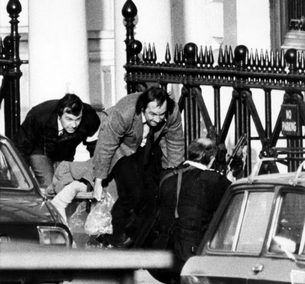 獵人行動:1980年英國特種部隊解救伊朗人質 獵人行動:1980年英國特種部隊解救伊朗人質