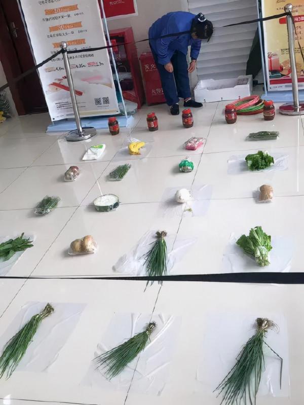 “菜價漲的，我活了二十幾年，第一次吃到純肉餡的餛飩。”