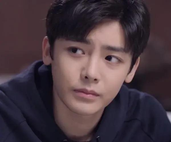 給熱播劇《突圍》的演員演技前三後三排排名 給熱播劇《突圍》的演員演技前三後三排排名