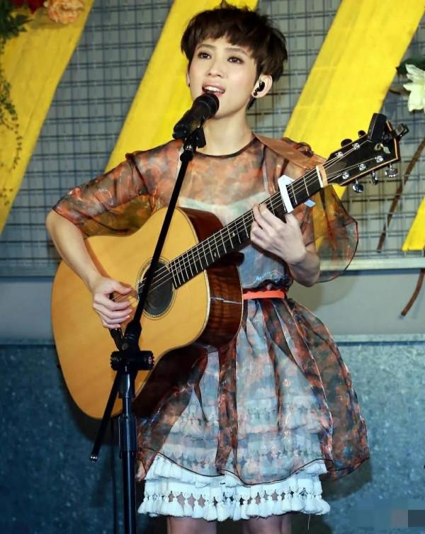 戴佩妮,歌手,音樂製片人 戴佩妮,歌手,音樂製片人