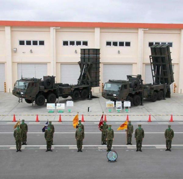 這根“刺”，該拔了！日本準航母跟蹤遼寧艦，針對中方建導彈基地