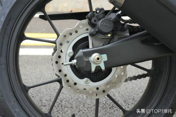 被價格掩蓋了實力!本田CB300R騎行體驗 完美的入門級街車 被價格掩蓋了實力!本田CB300R騎行體驗 完美的入門級街車