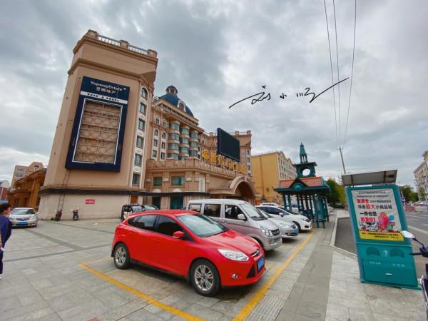 吉林琿春有一條歐式街，就在市中心卻沒什麼人，遊客還以為荒廢了