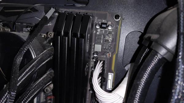 給機箱換個亞克力側板，換四條記憶體，順便折騰Ramdisk