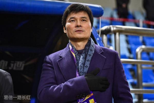 李毅:當網紅我感覺我是“空的”,更想給中國足球奉獻溫暖 李毅:當網紅我感覺我是“空的”,更想給中國足球奉獻溫暖