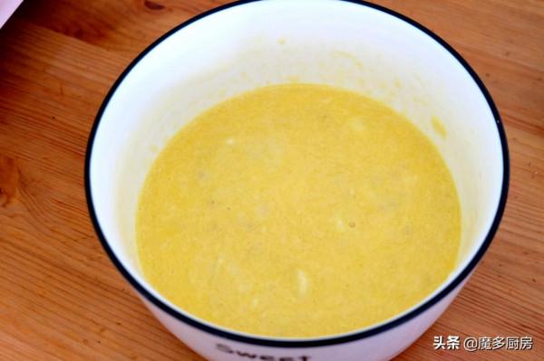 香蕉葡萄乾做成蛋糕更好吃，不用打蛋器，小朋友都能輕鬆做