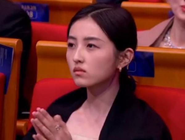 2021年“最火的”十位演員，最小20歲最大50歲，各個都有爆款作品