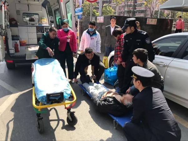 53歲男子心累氣促沒住院,回家途中腰痛半小時去世,死因卻成迷? 53歲男子心累氣促沒住院,回家途中腰痛半小時去世,死因卻成迷?