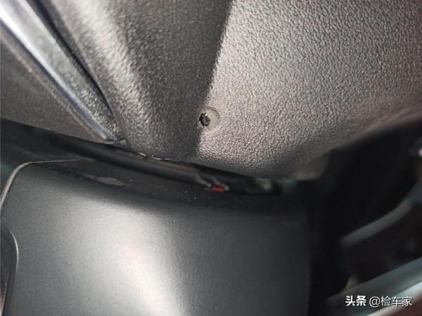 才開兩年的寶馬X5幾乎撞報廢,精修之後賣65萬,驗車師差點看走眼 才開兩年的寶馬X5幾乎撞報廢,精修之後賣65萬,驗車師差點看走眼