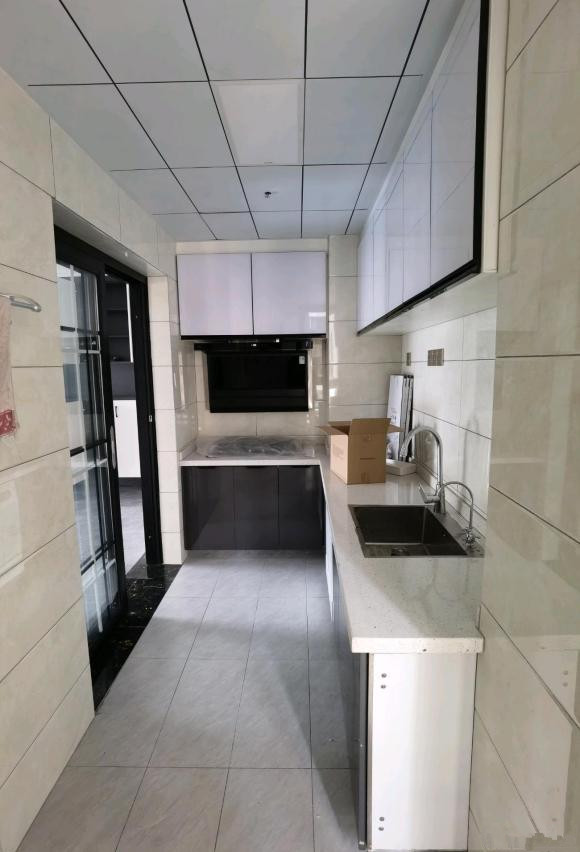 硬裝完成了，踩不少的坑，全部弄好19萬，裝不起中央空調了