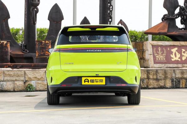 測評合創Z03,售15萬元左右,純電續航里程620km,造型有機甲範 測評合創Z03,售15萬元左右,純電續航里程620km,造型有機甲範