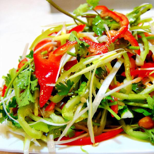 老虎菜,口味鮮香辣,清爽開胃 老虎菜,口味鮮香辣,清爽開胃