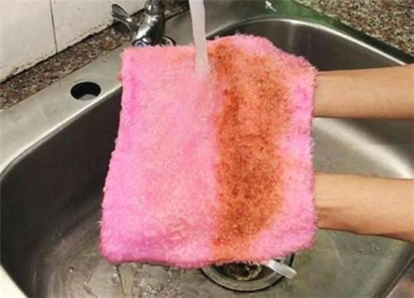 女人再“節儉持家”,家中這4樣也得勤更換,別為了節儉影響生活 女人再“節儉持家”,家中這4樣也得勤更換,別為了節儉影響生活