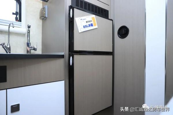 居家感十足的國產房車,3.0T自動擋C2本,還能食宿5人,耐用經濟 居家感十足的國產房車,3.0T自動擋C2本,還能食宿5人,耐用經濟