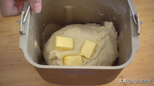 如何在家做鹹蛋黃手撕麵包？這個配方太好了，比買的還香