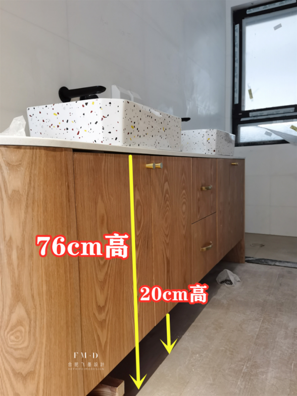 還不是我聰明，裝2米長的轉角洗漱臺多出雙倍收納，鄰居敲門來學