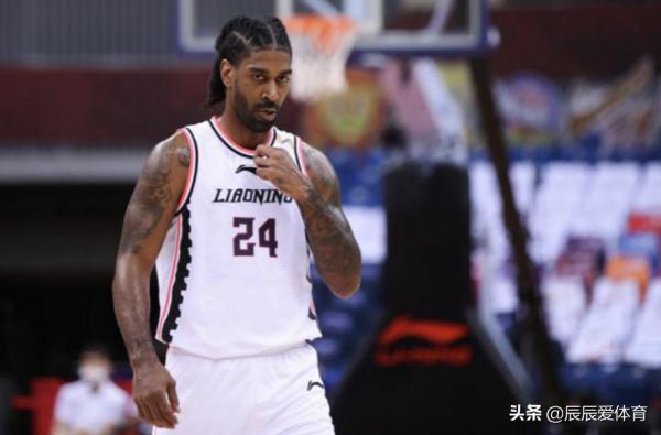 遼籃功勳正式告別，CBA季前賽五站被取消，李楠迎翻身良機