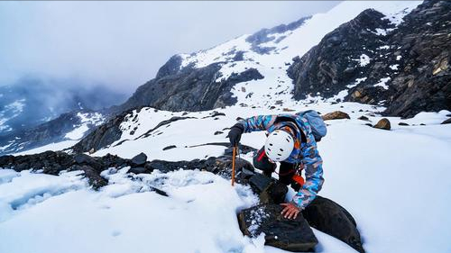 中國蜀山之王，比珠穆朗瑪峰更難攀登，到底是什麼原因呢？