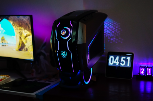 幫小夥伴搞了臺4萬元的桌上型電腦是什麼體驗？微星宙斯盾Ti5上手把玩