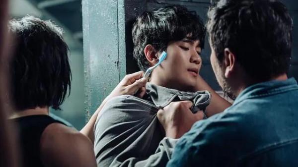 男神金秀賢的《某一天》,沒有愛情戲照樣火爆 男神金秀賢的《某一天》,沒有愛情戲照樣火爆