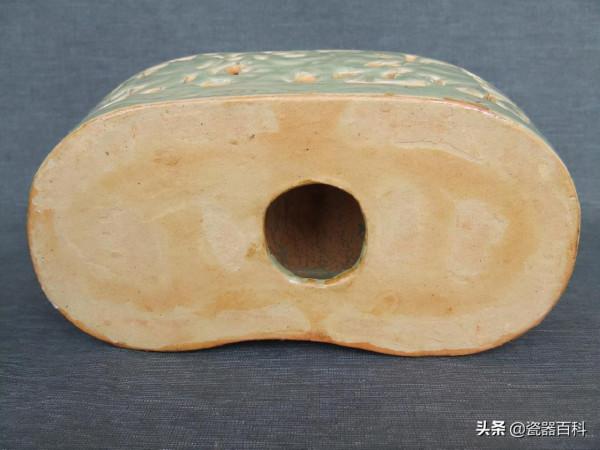 什麼叫秘色瓷？越窯秘色瓷歷史概念、釉色器型、歷史地位和貢獻