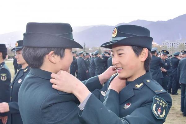 授銜!我宣誓…… 授銜!我宣誓……